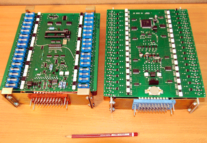 Блоки электронные контроллеров КДУ-3.3М (слева) и КДУ-3.3С (справа)